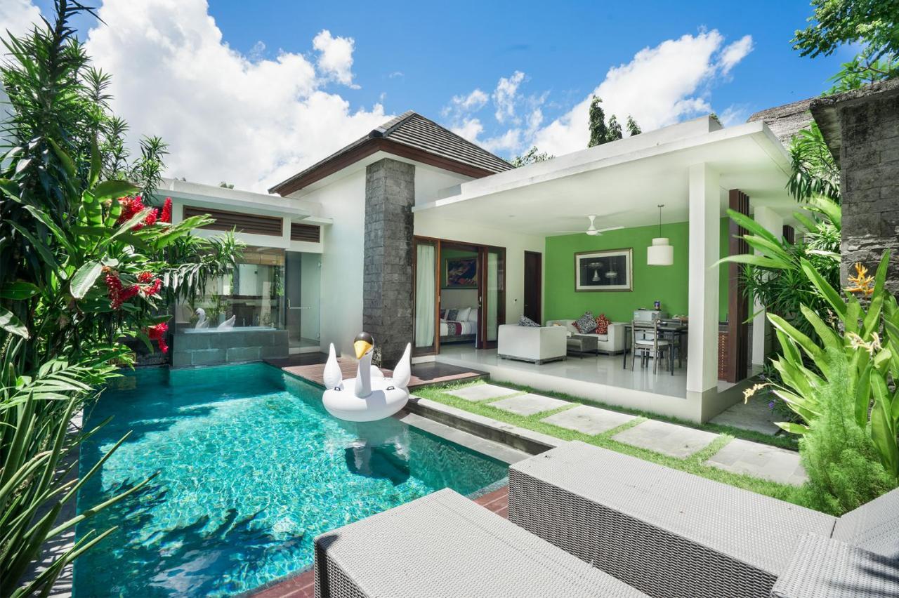 Airport Pick Up at One-Bedroom Pool Villa