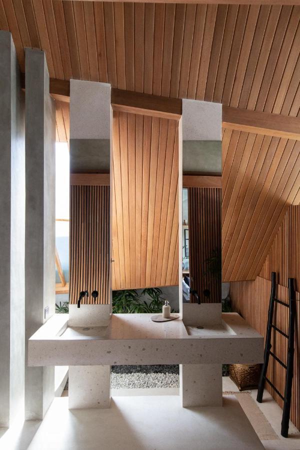 Superior Bungalow