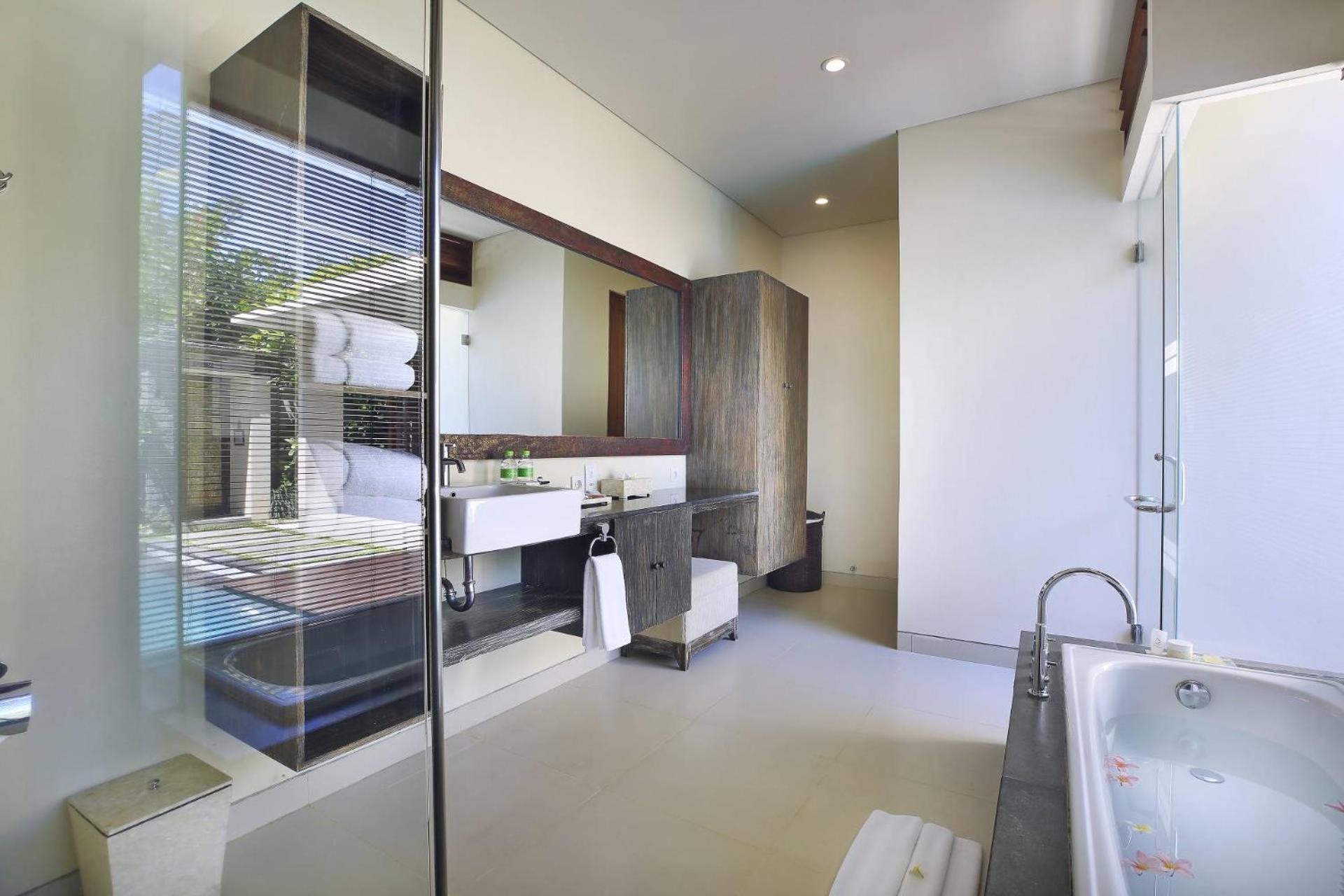Airport Pick Up at One-Bedroom Pool Villa