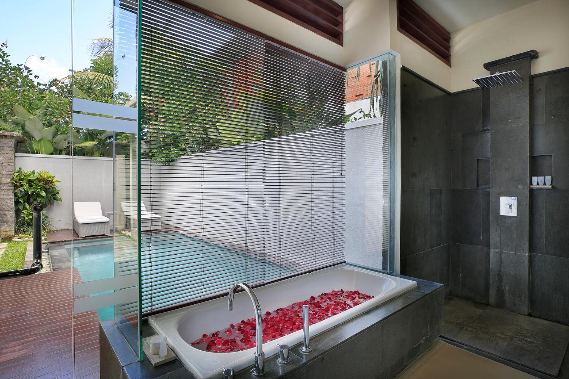 Honeymoon at One-Bedroom Villa