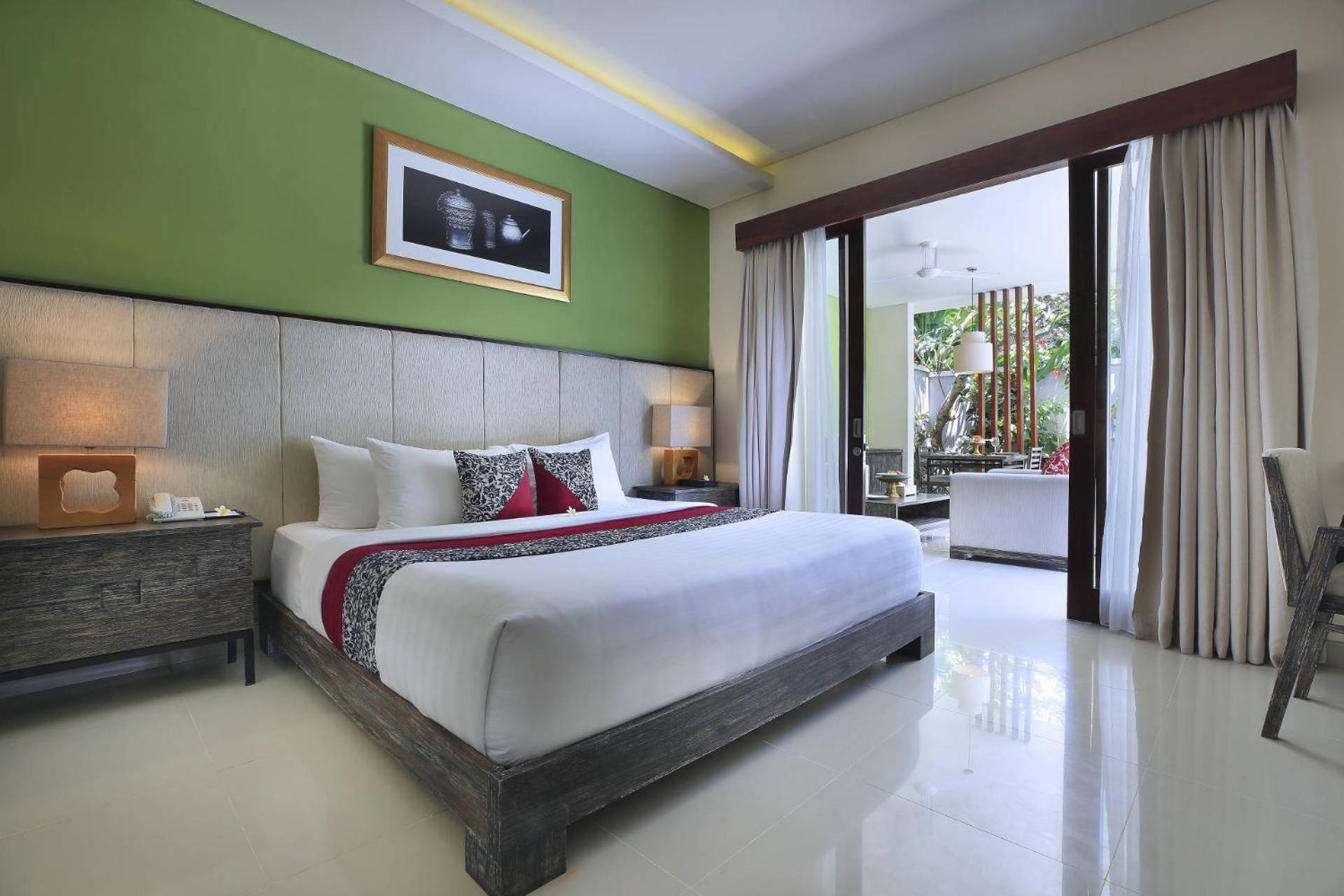 Airport Pick Up at One-Bedroom Pool Villa