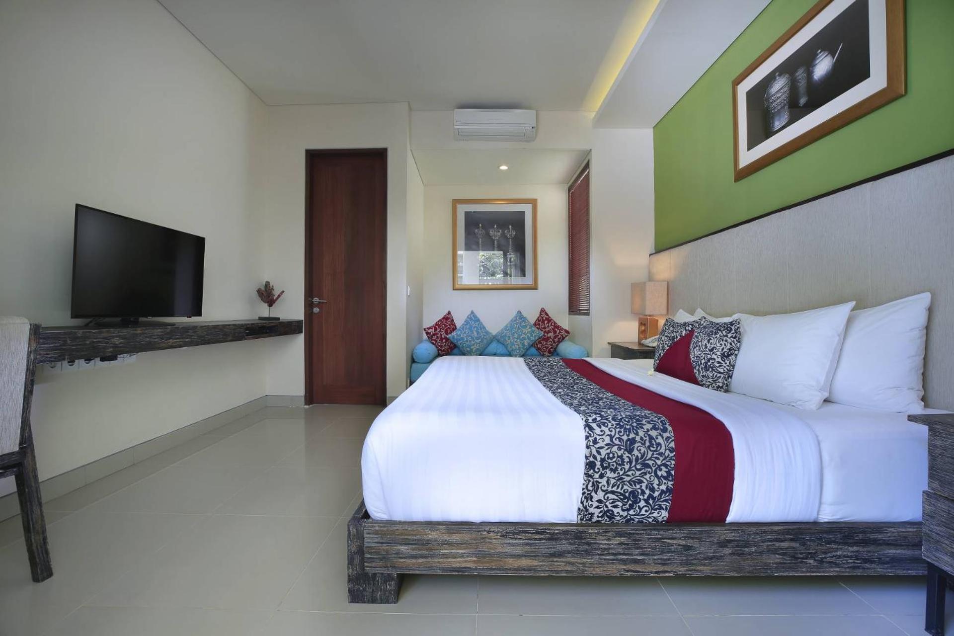 Airport Pick Up at One-Bedroom Pool Villa
