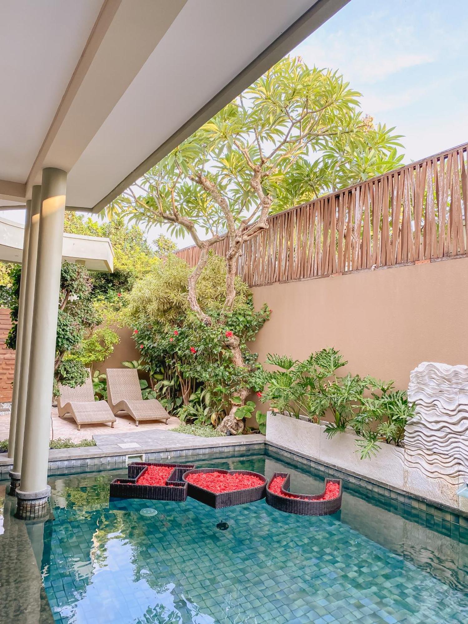 One Bedroom Royal Pool Villa
