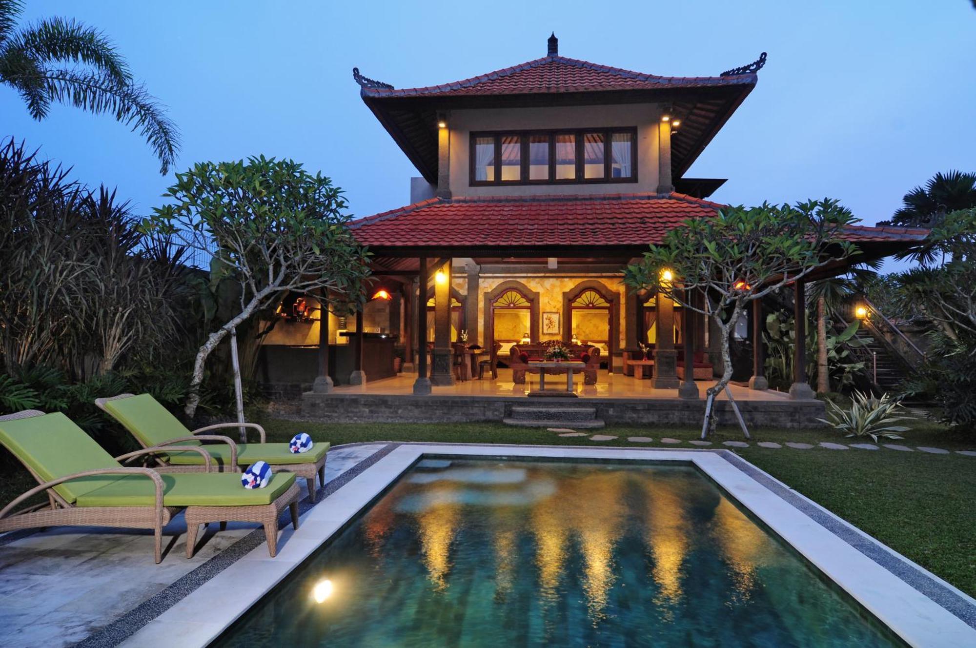 Three-Bedroom Villa Private Pool