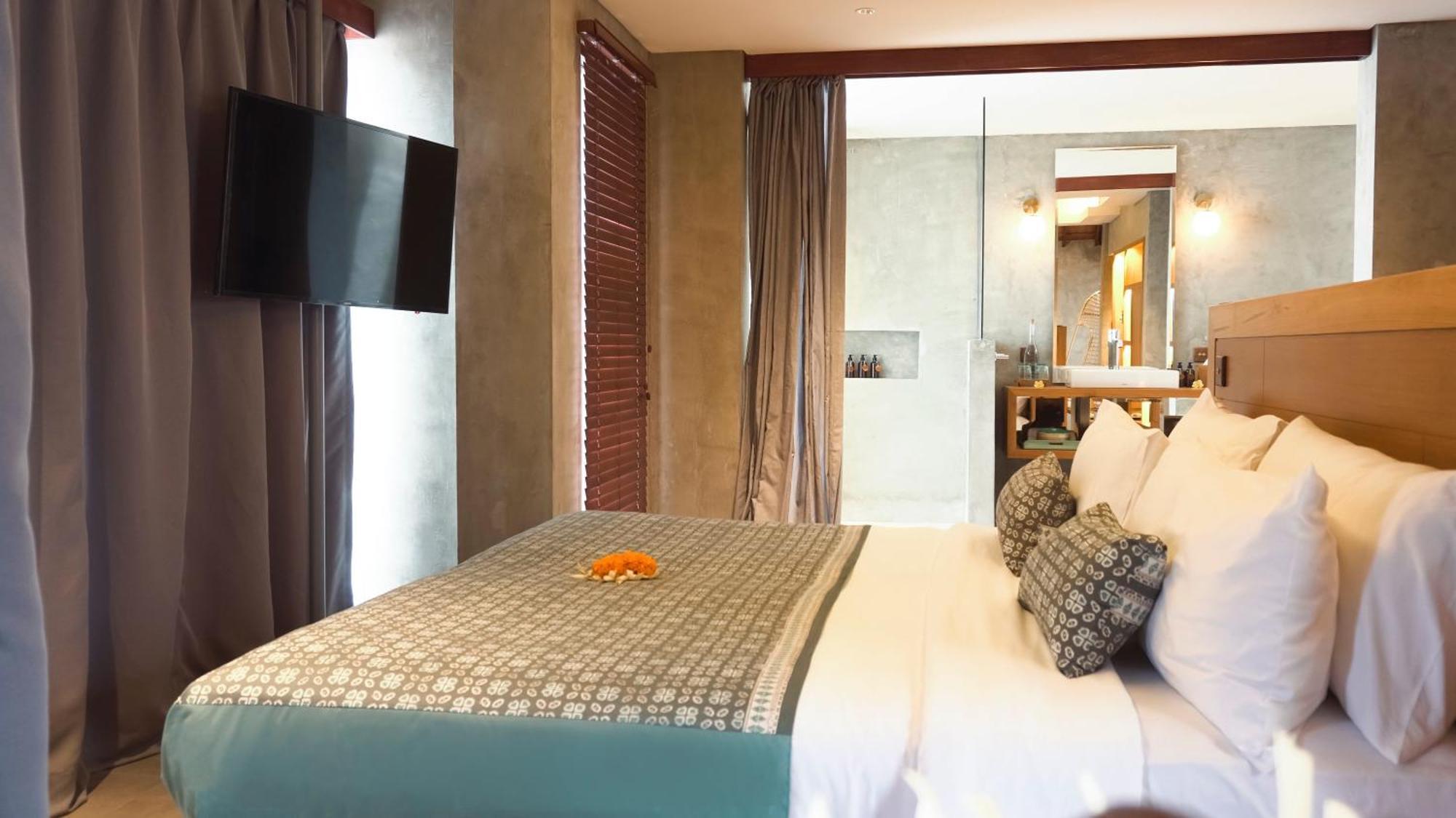 Annora Suite Seating Area