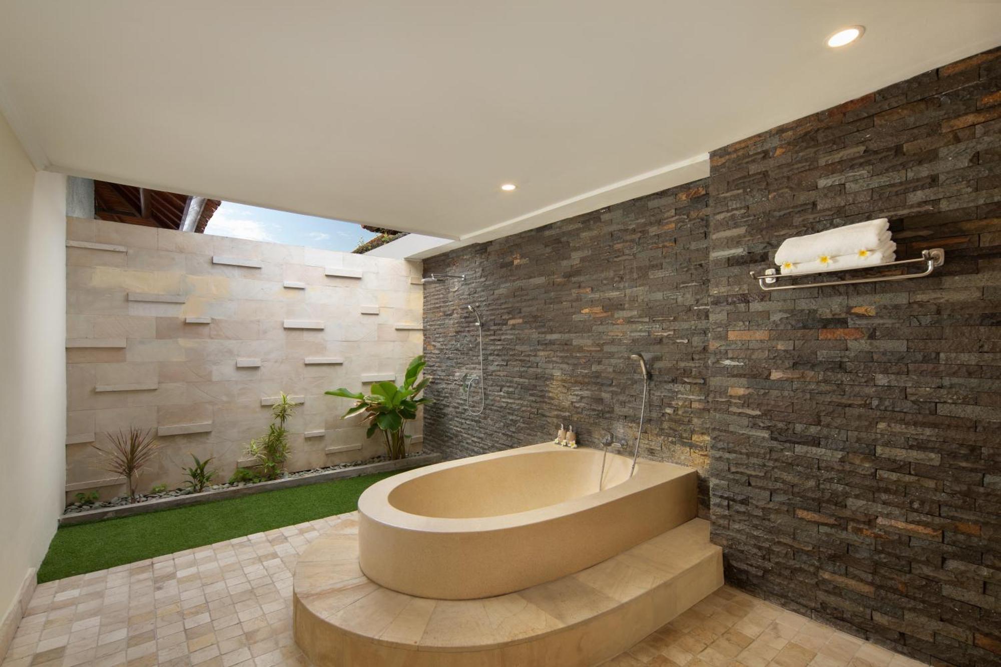 One Bedroom Pool Villa One-Time Minibar