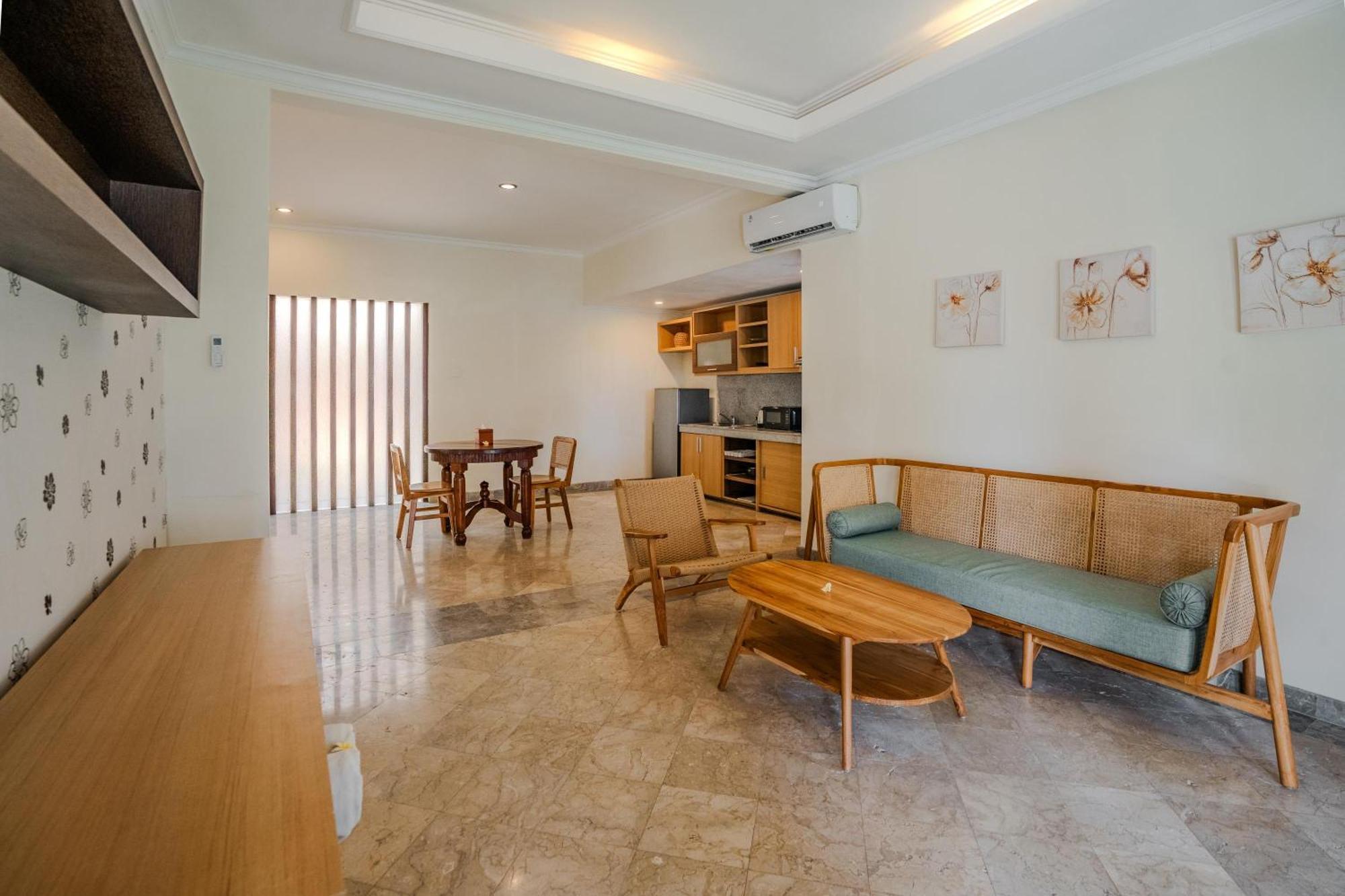 One Bedroom Kahyangan Pool Villa One-Time Minibar
