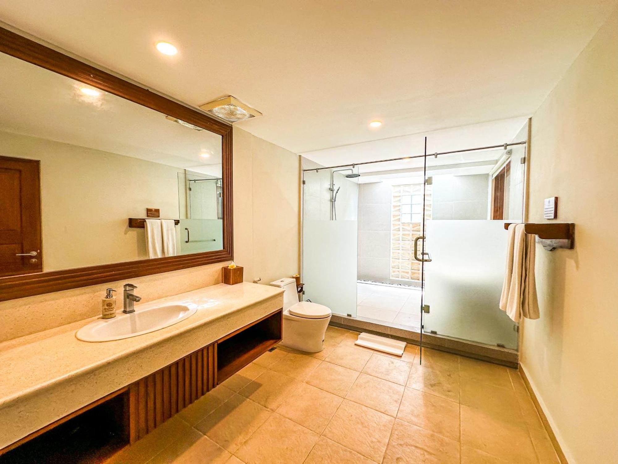 Two-Bedroom Deluxe Pool Villa