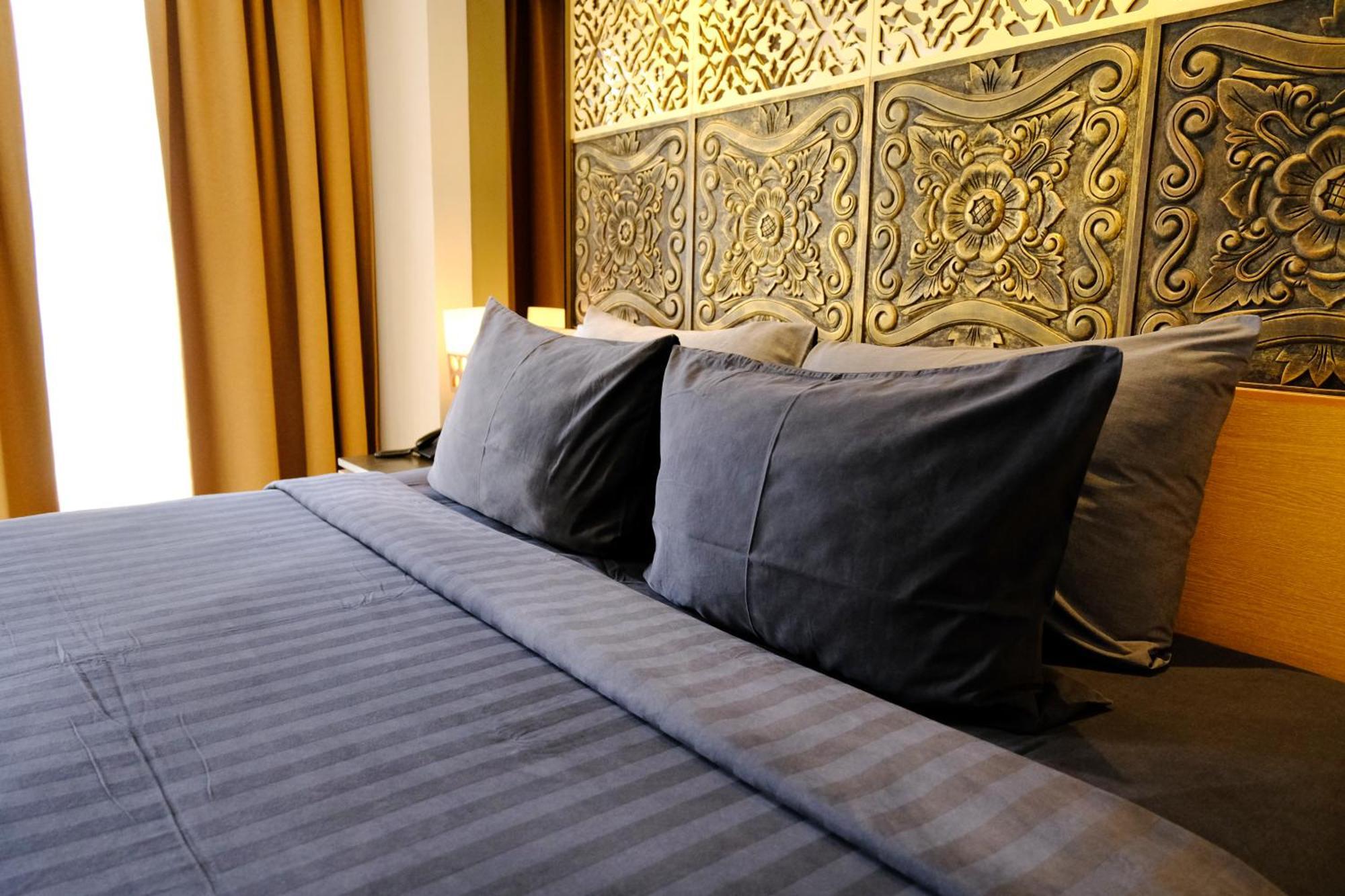 Deluxe Room Balinese Culture Beach Club Experience