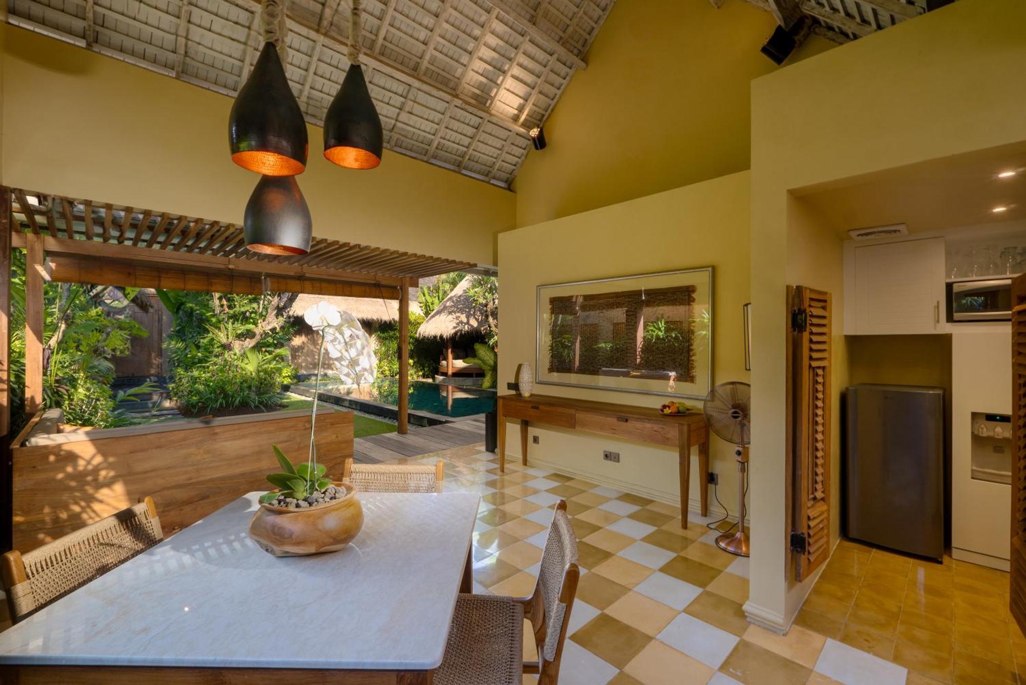 Staycation One Bedroom Villa Airport Pickup