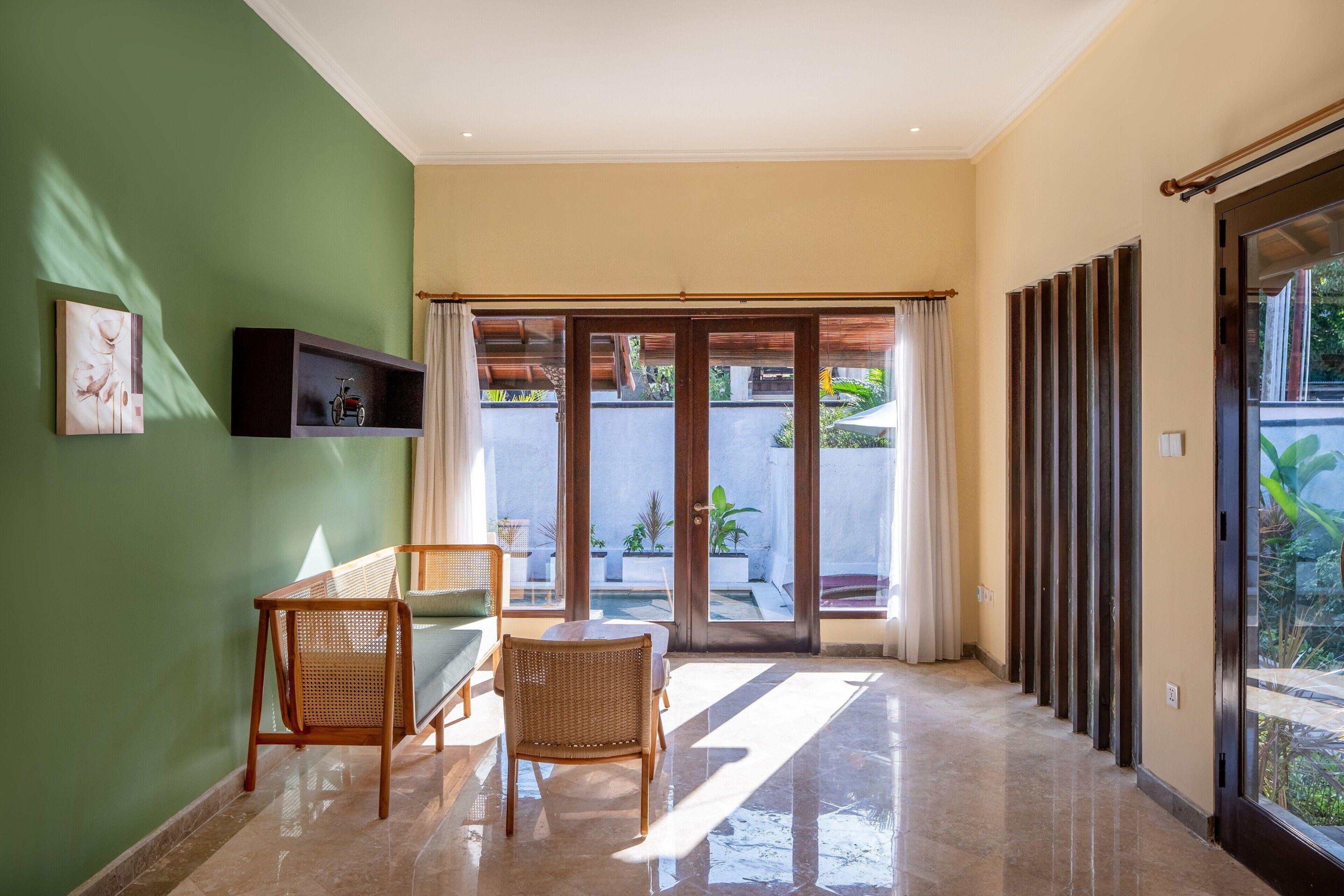 One Bedroom Oberoi Pool Villa One-Time Minibar