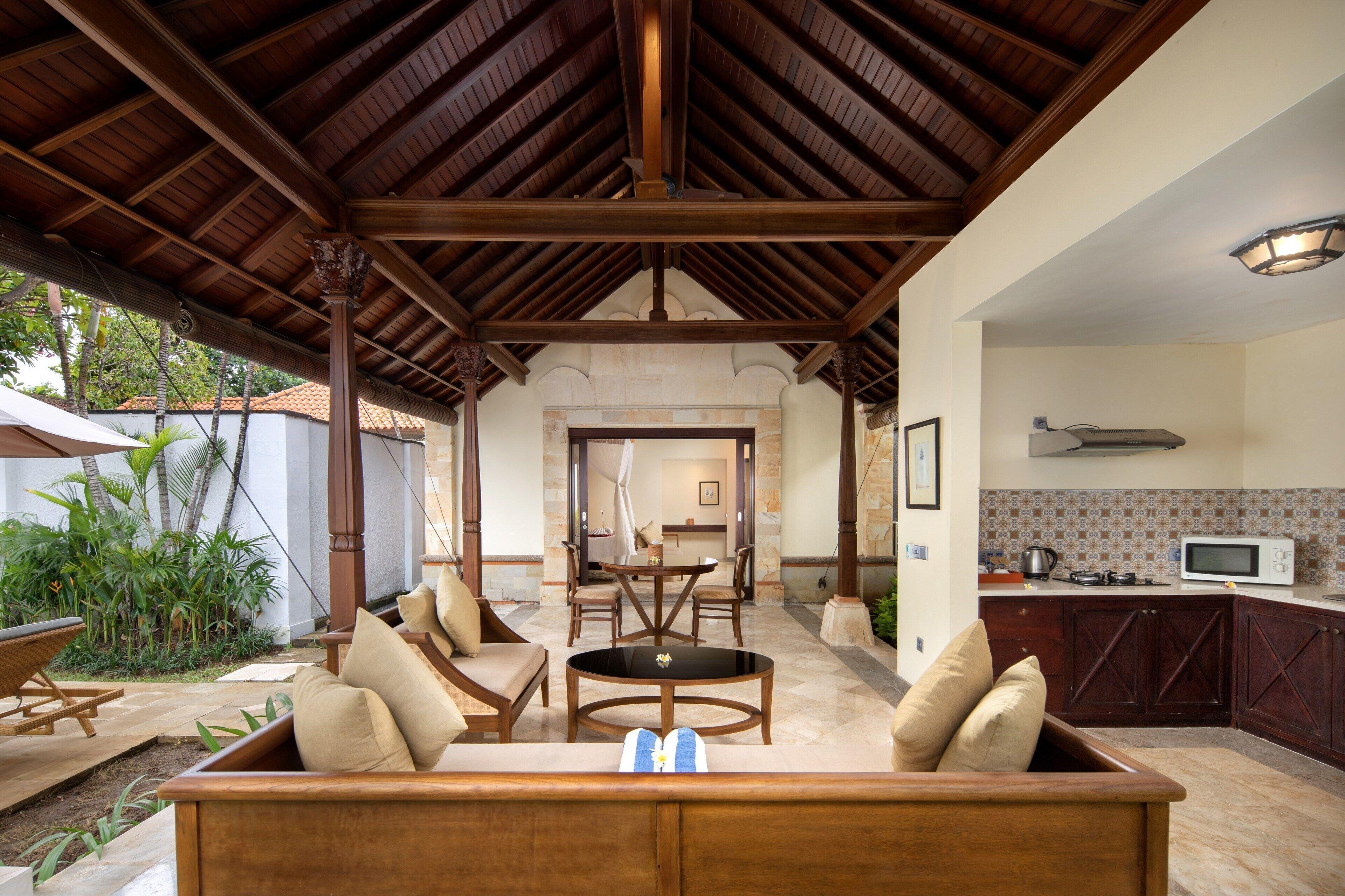 One Bedroom Honeymoon Pool Villa One-Time Minibar