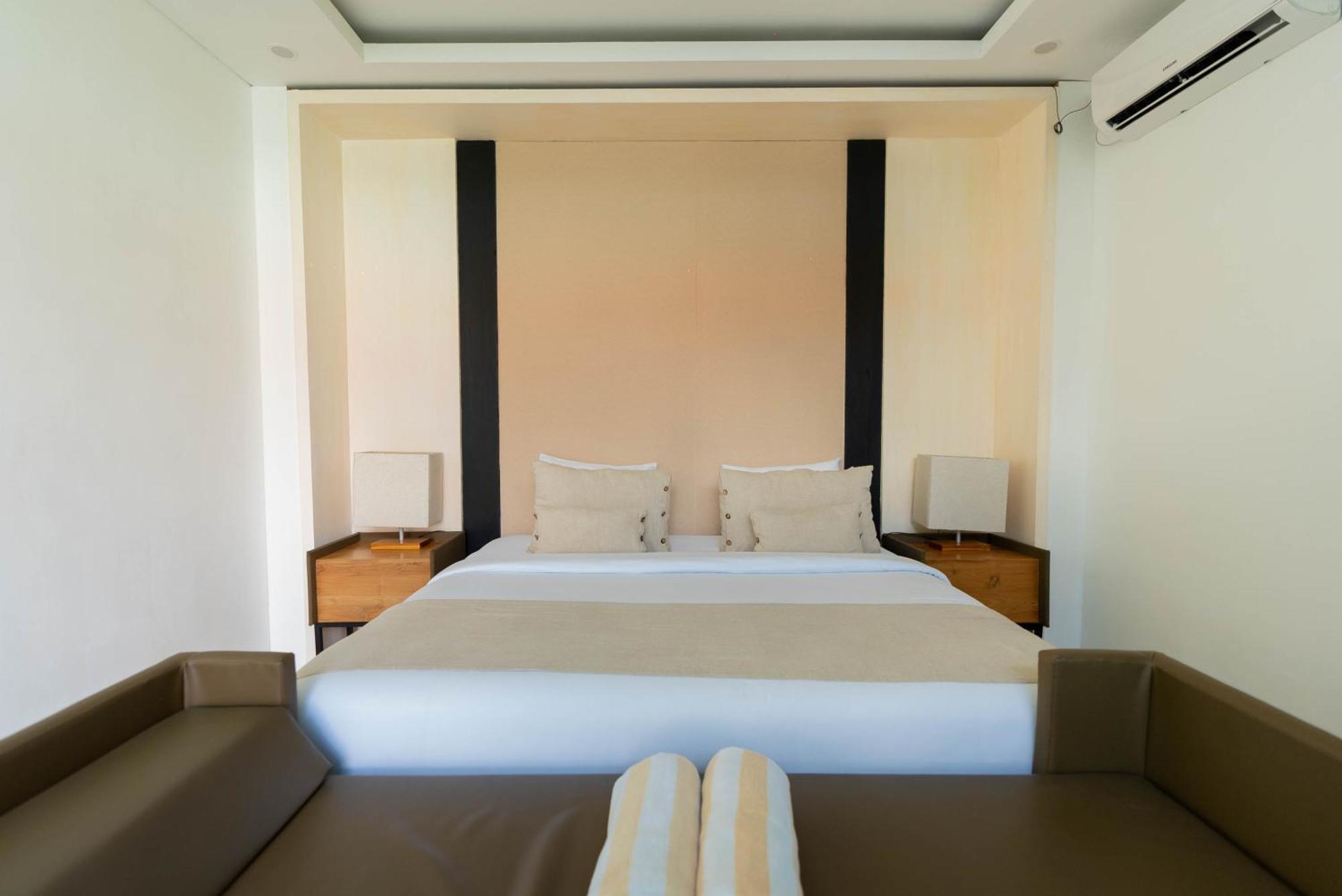 One-Bedroom Villa