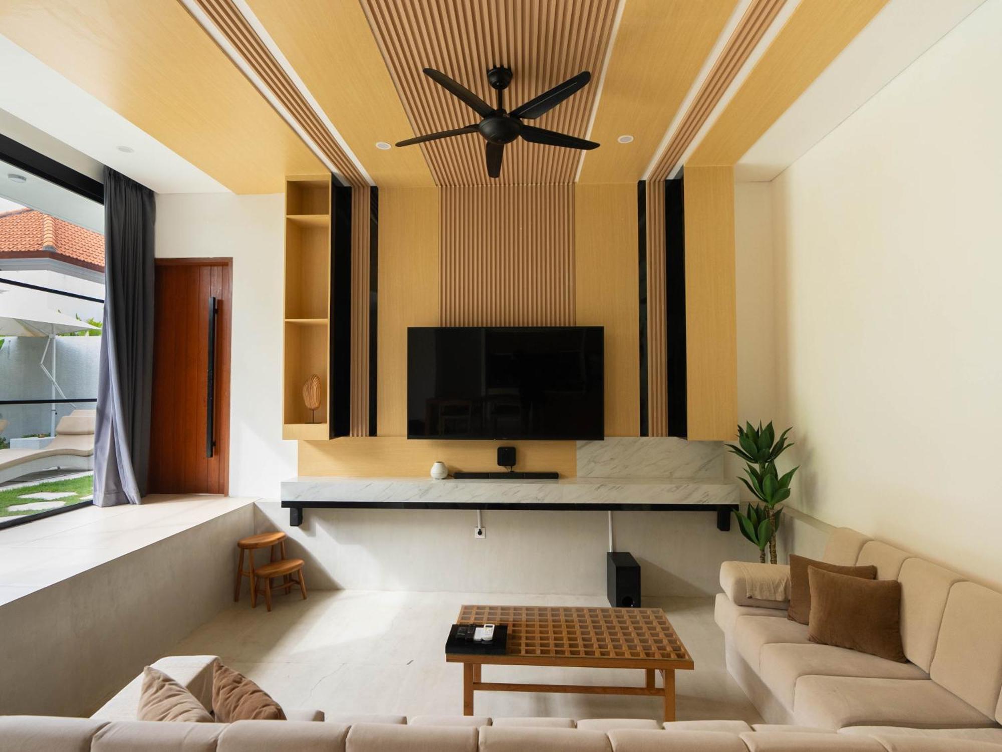 One-Bedroom Villa