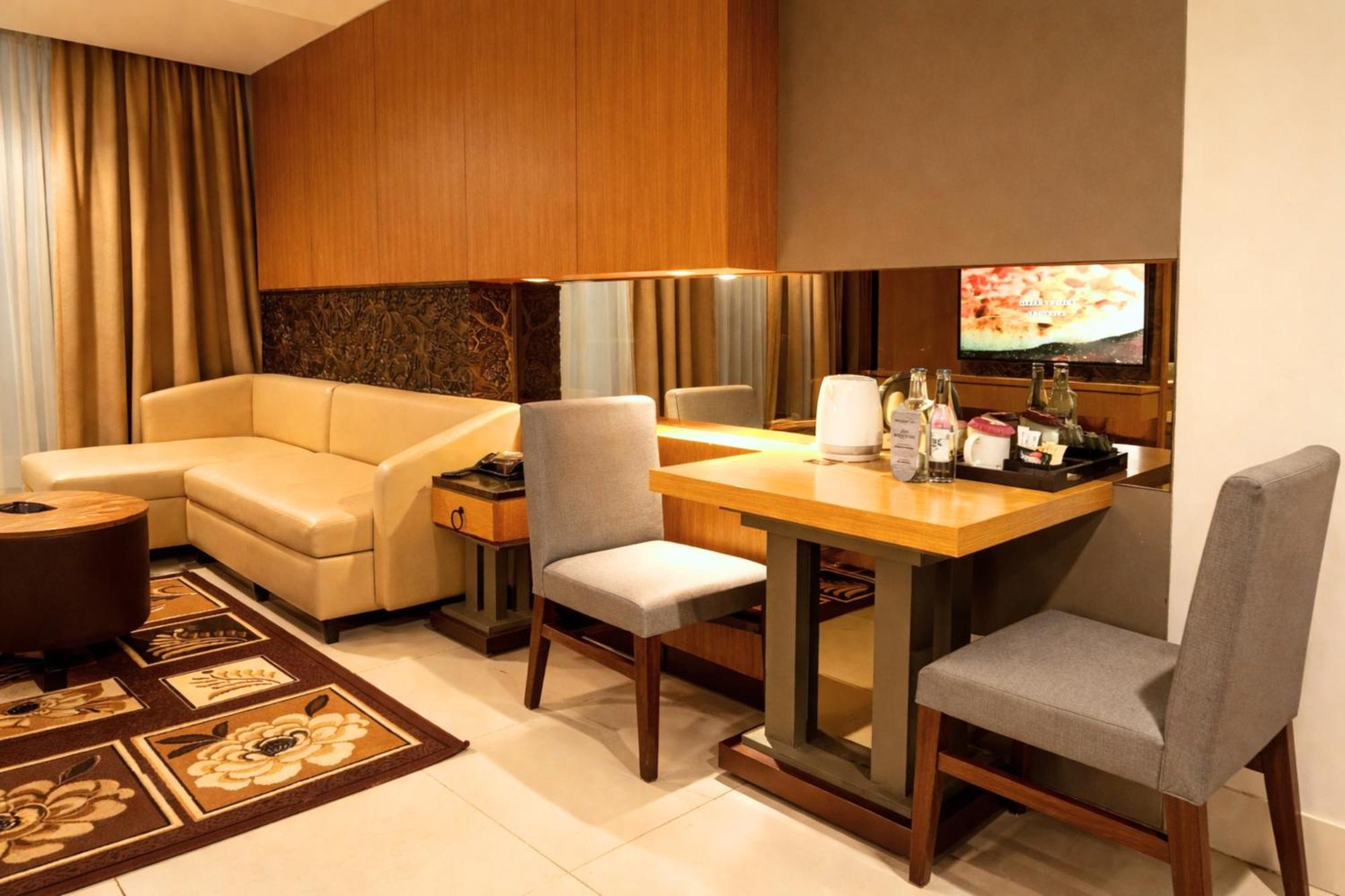 Seva Suite Balinese Culture Beach Club Experience