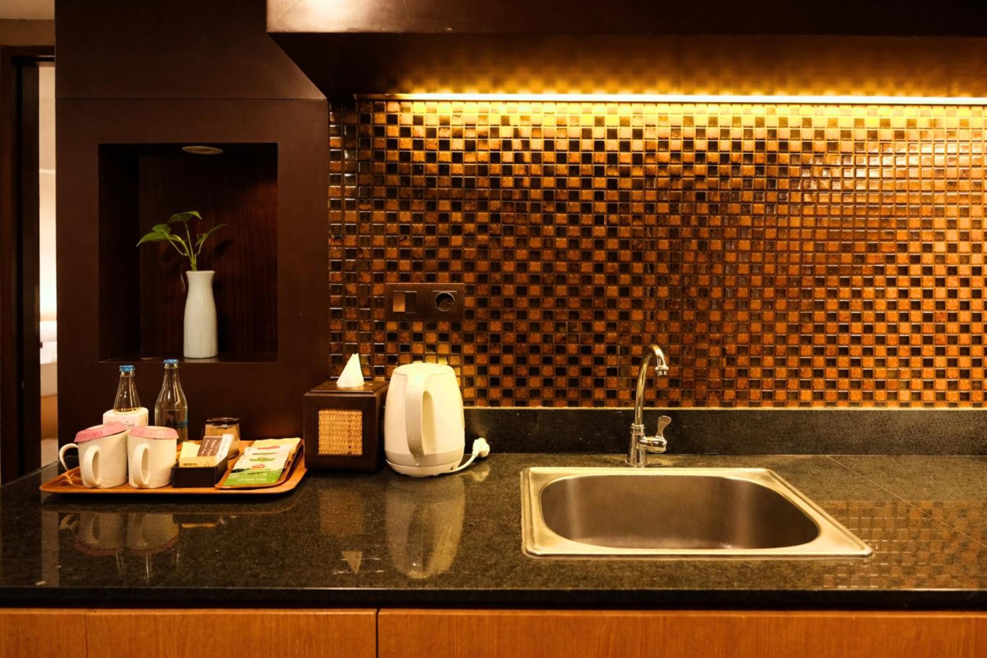 Family Suite Balinese Culture Beach Club Experience