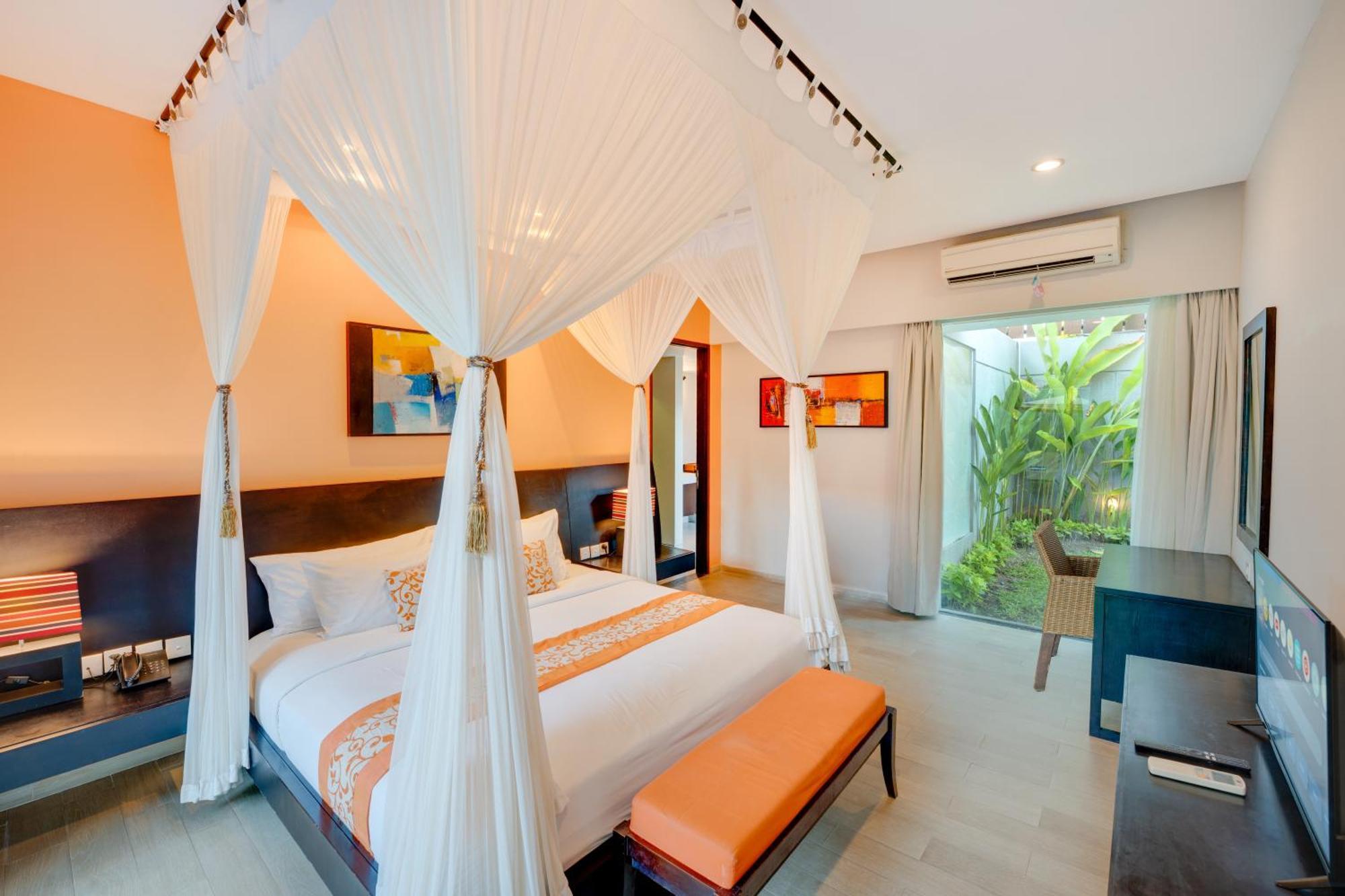 One-Bedroom Royal Pool Villa Spa Massage