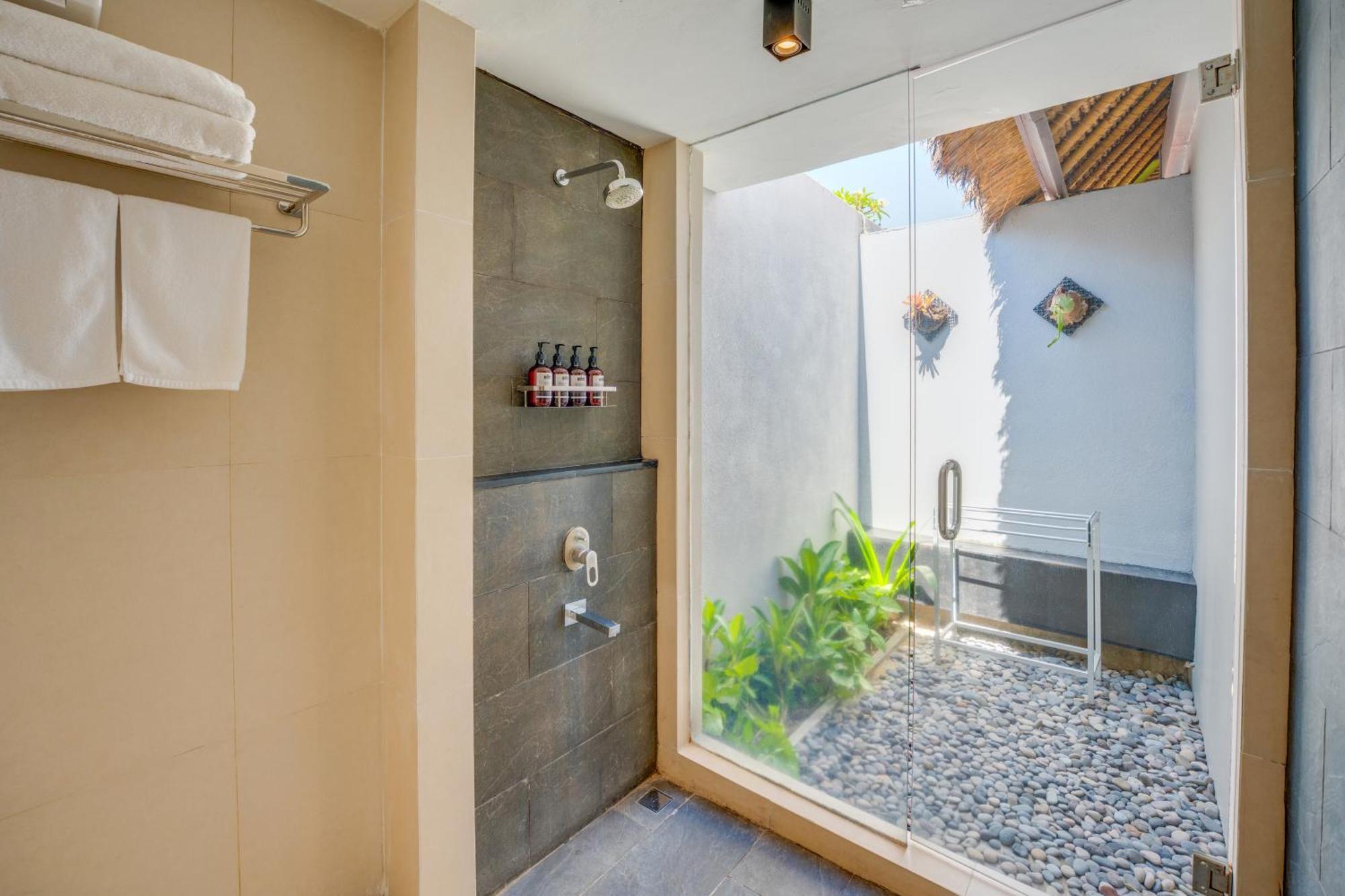 One-Bedroom Pool Villa Spa Massage