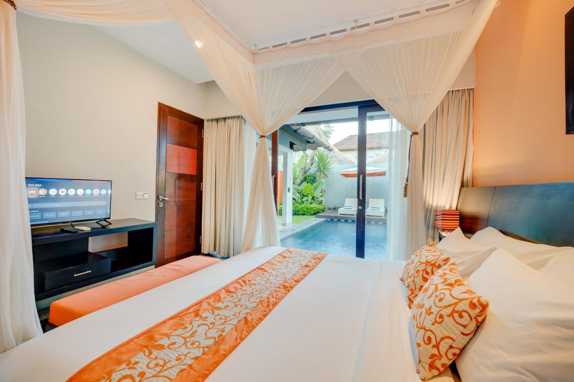 One-Bedroom Royal Pool Villa Spa Massage