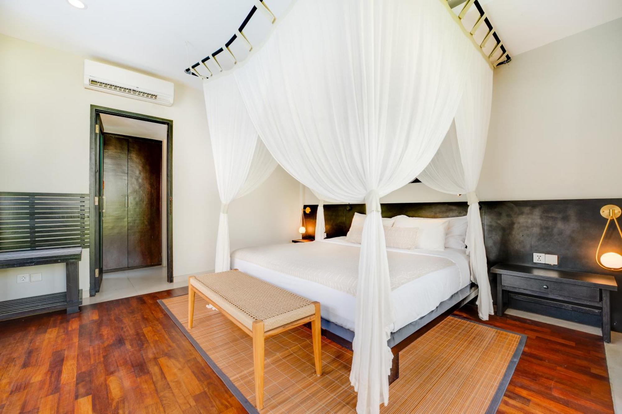 One-Bedroom Pool Villa Spa Massage