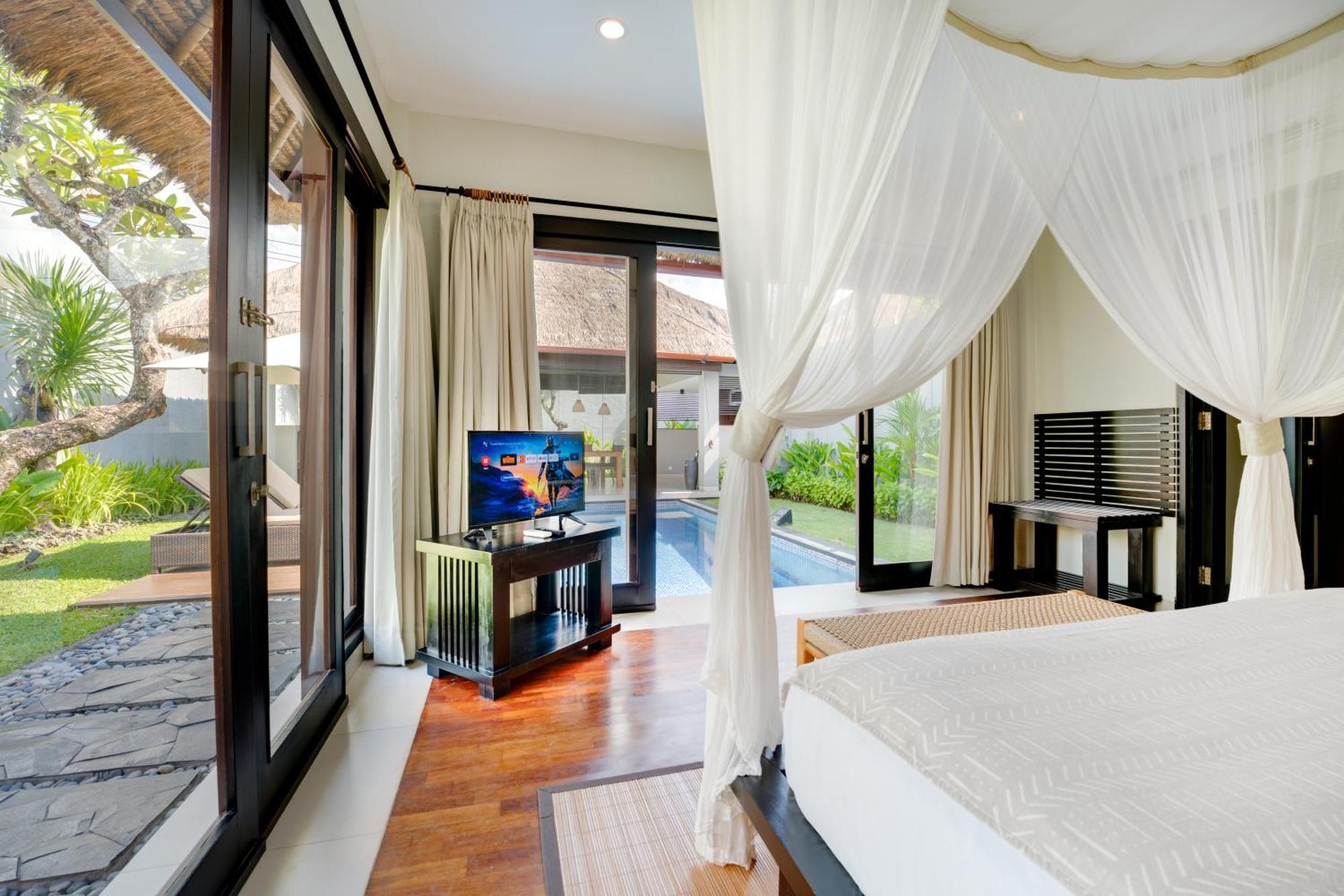 One-Bedroom Pool Villa Spa Massage