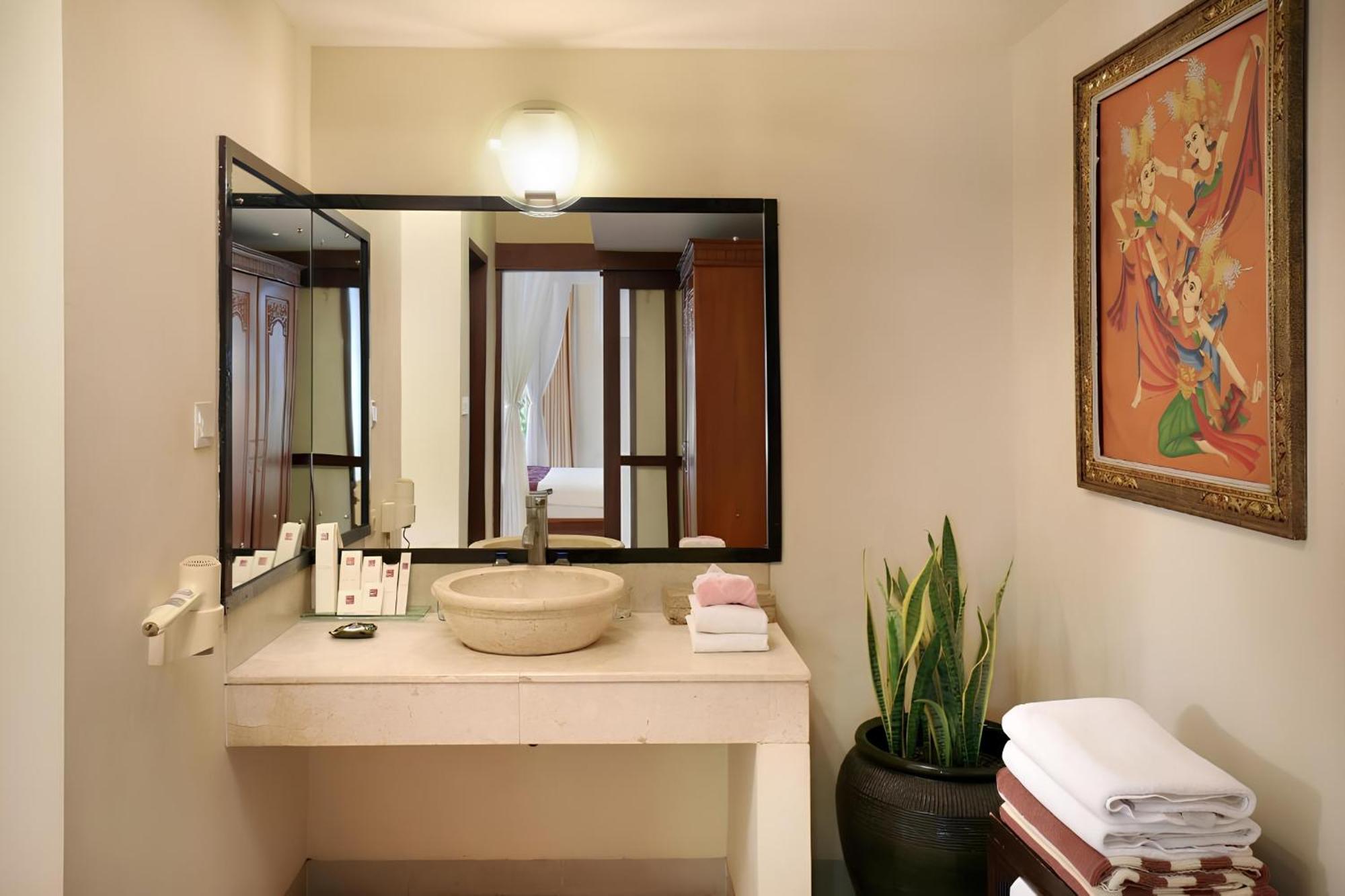 Relaxation Two-Bedroom Pool Villa Airport Transfers