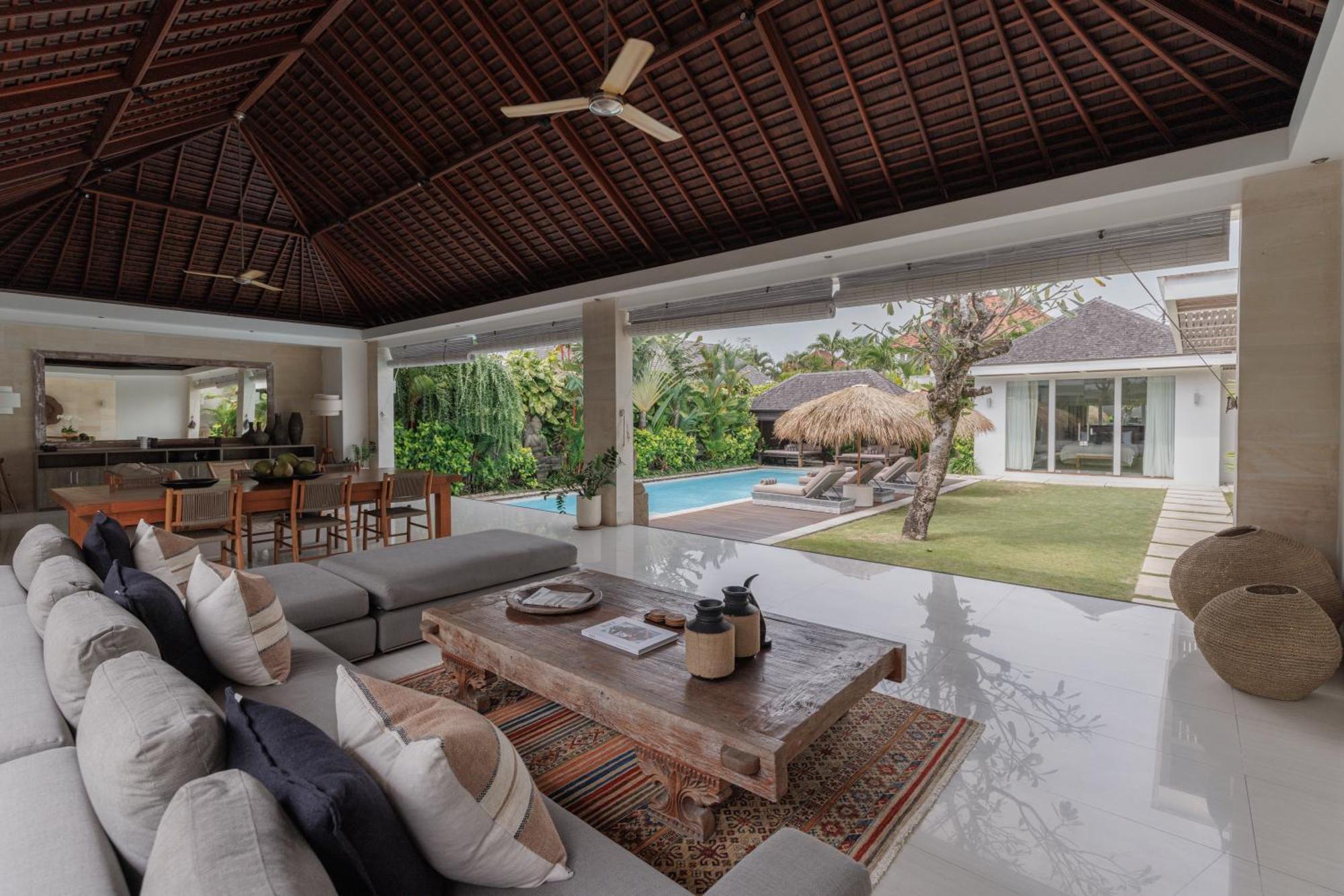 Premium Three-Bedroom Villa Private Pool