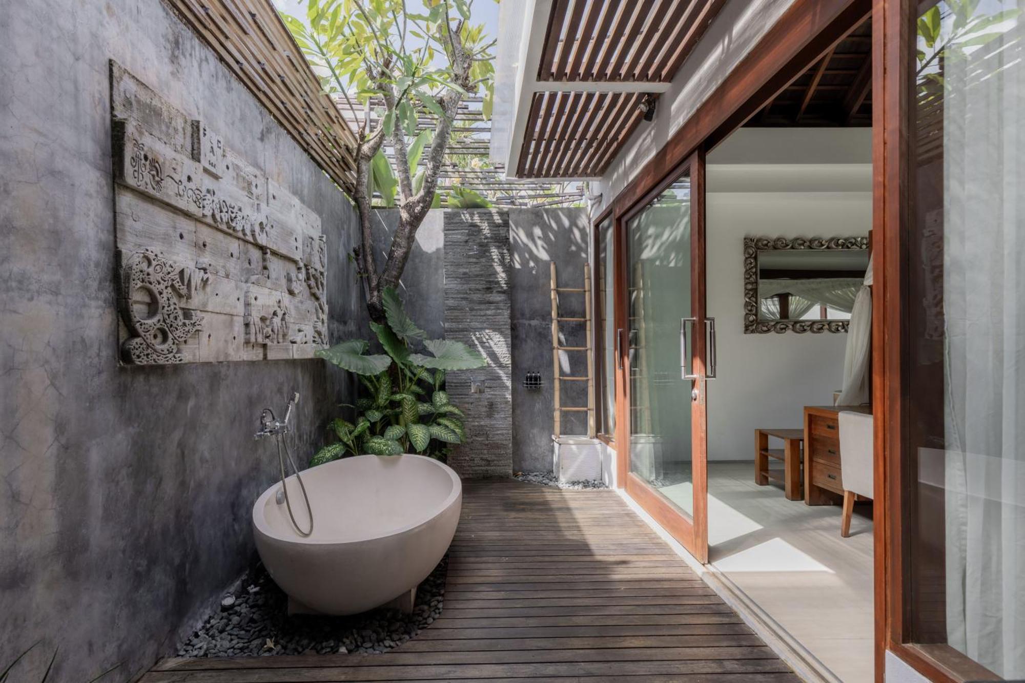 Three-Bedroom Villa Private Pool