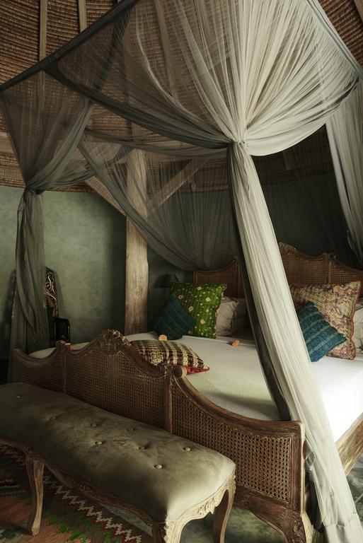 The Africa House Three-Bedroom Villa Private Pool