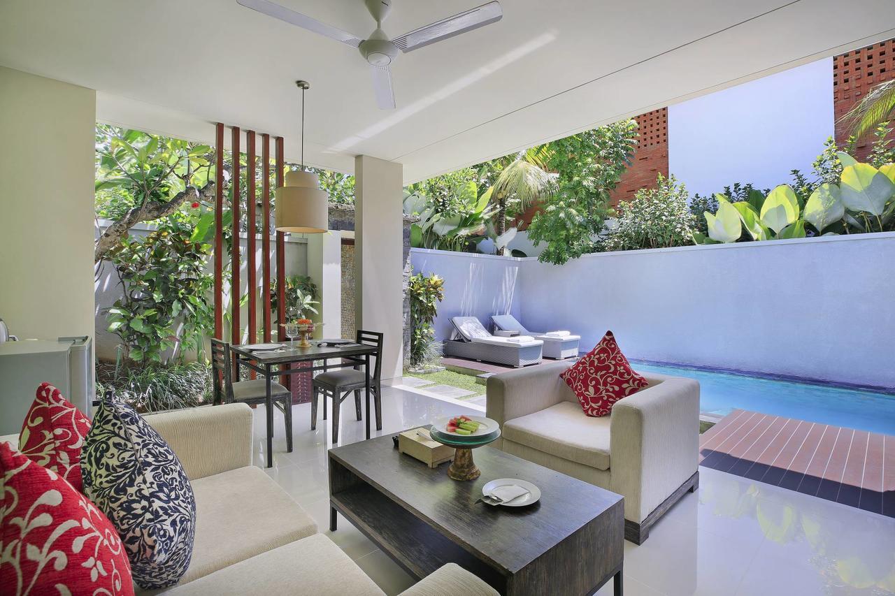 Airport Pick Up at One-Bedroom Pool Villa