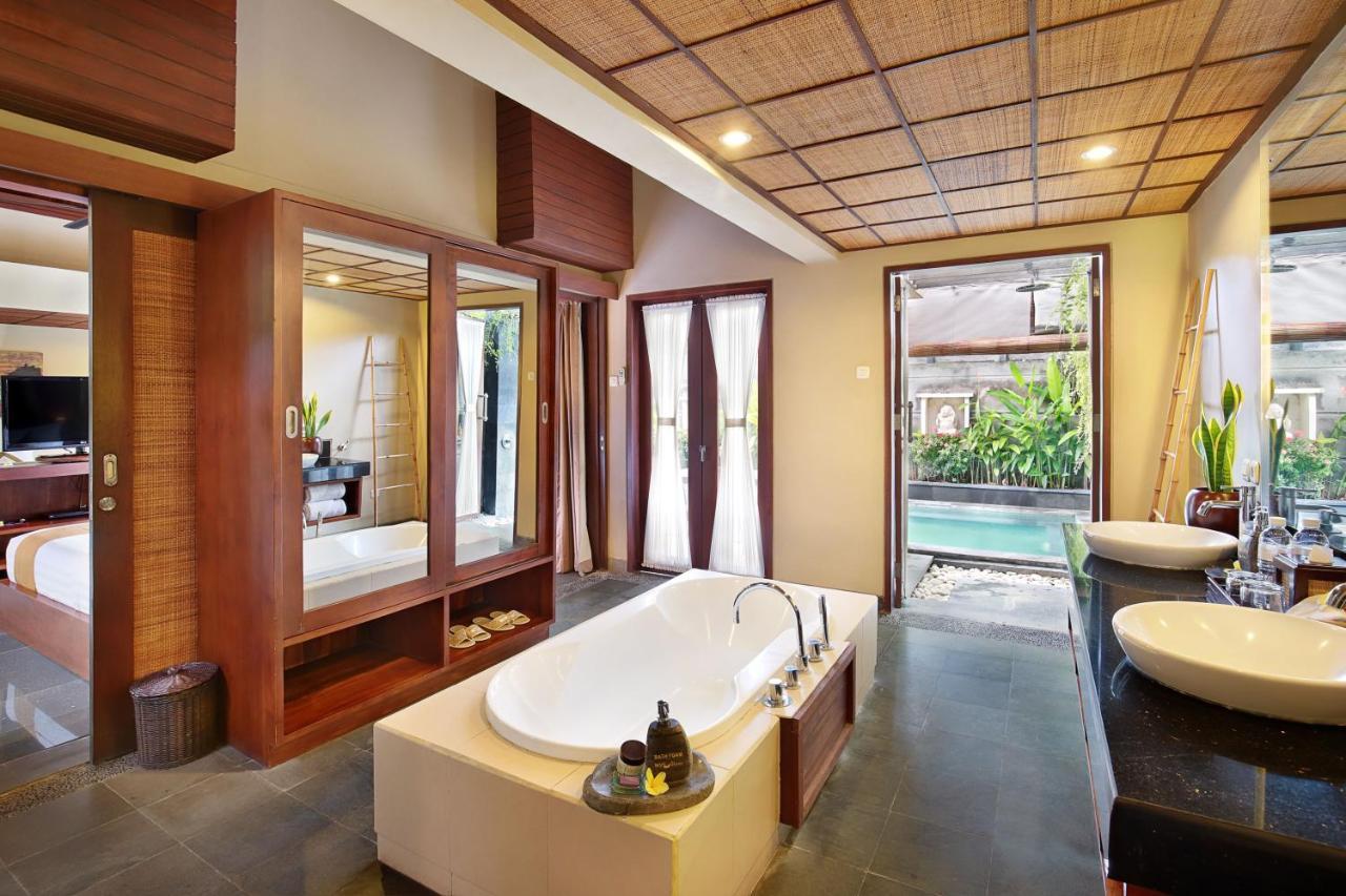One-Bedroom Pool Villa Honeymoon Decoration