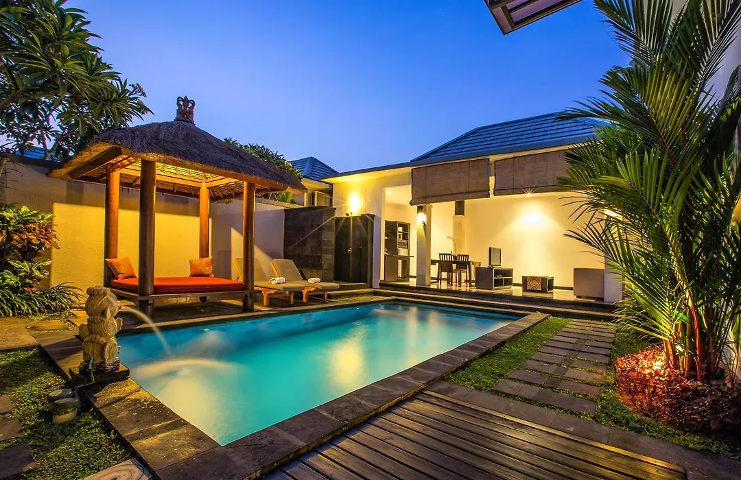 La Villais Kamojang Hotel Seminyak-1