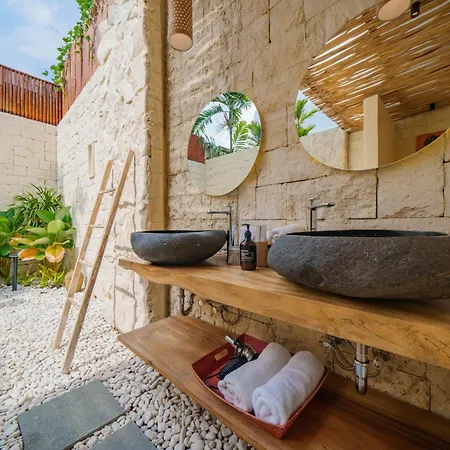 Eko Villa Seminyak - Tropical Villa, Walk To Beach-2