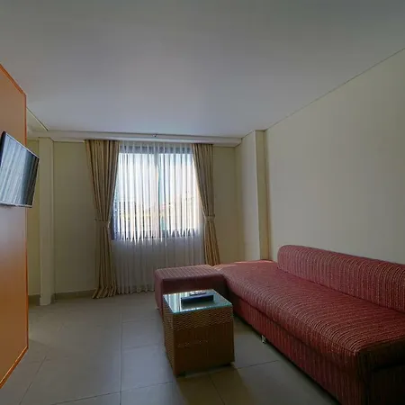 Hotel Dafam Savvoya Seminyak-2