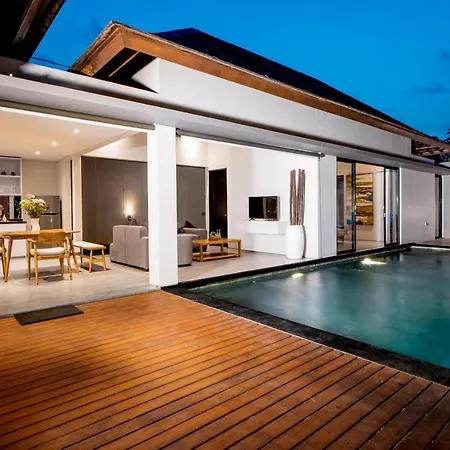 Villa Dedayuh Seminyak-3