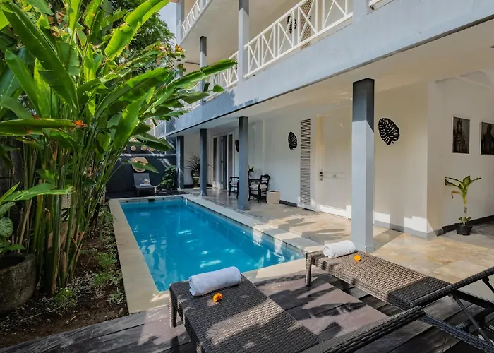 Kanjeng Suites Petitenget