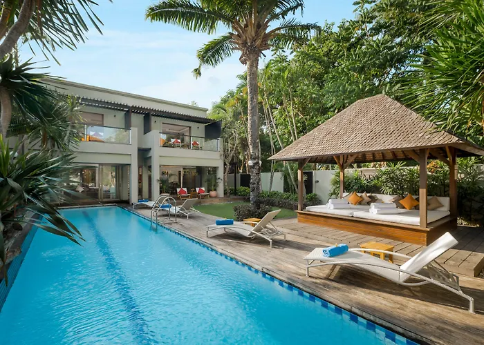 Downtown Villas