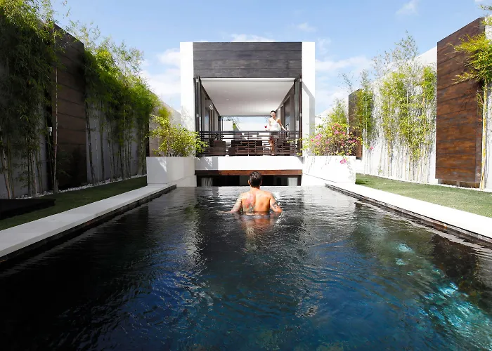 Equilibria Seminyak