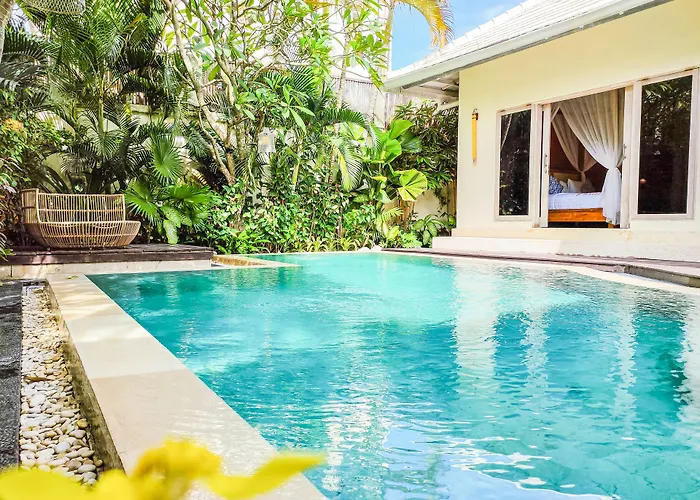Seminyak Square Hotel