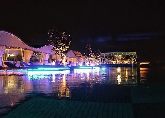 TS SUITES Seminyak Bali